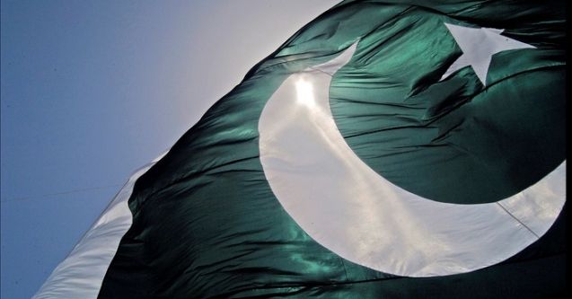 General appeals for 'prayer to end terror' following Pakistan attacks